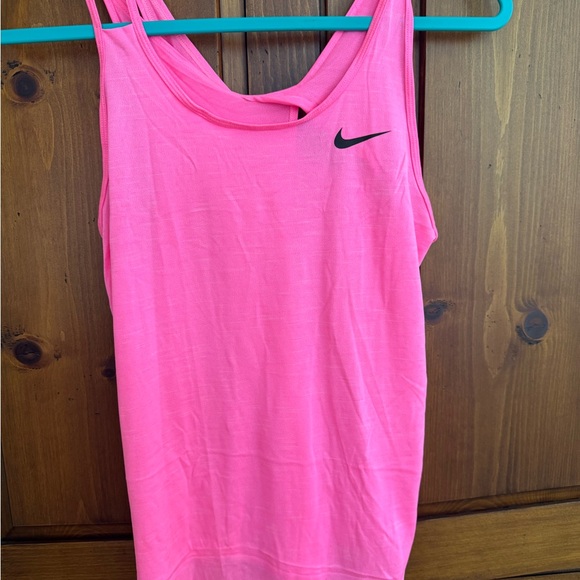 Nike hot pink standard fit DRIFIT tank singlet size small. NWOT - Picture 7 of 7